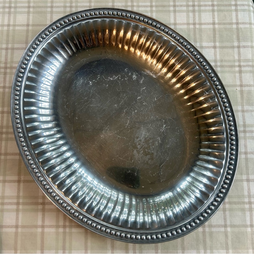 Wilton Armetale Flutes & Pearls Medium Oval Tray grill oven safe serving